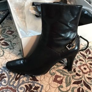 Nine west ankle booties
